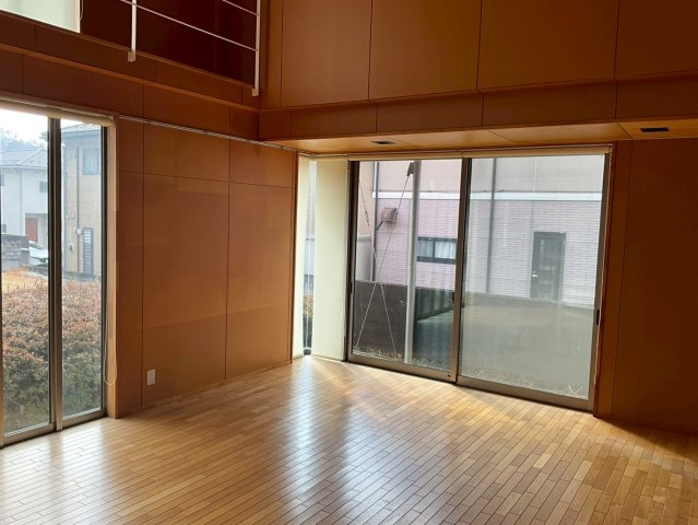 堤1丁目一般住宅の居間・リビング