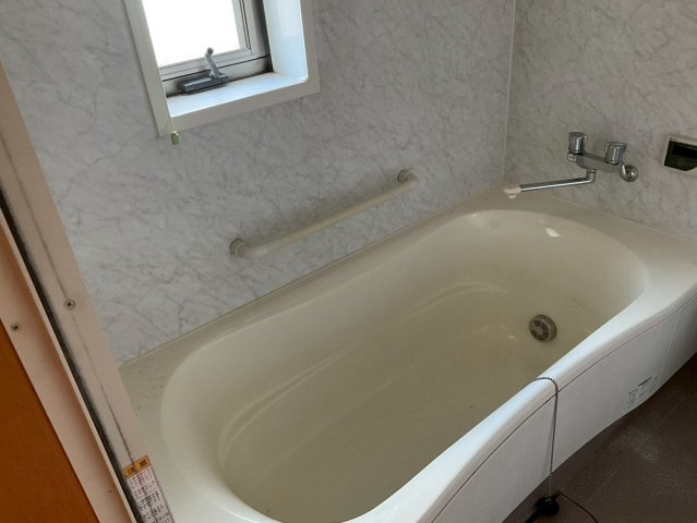 堤1丁目一般住宅の浴室