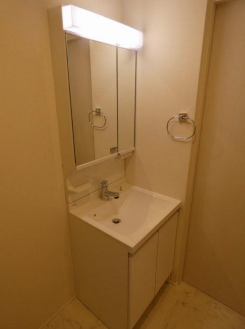 Rapport H&Sの洗面所