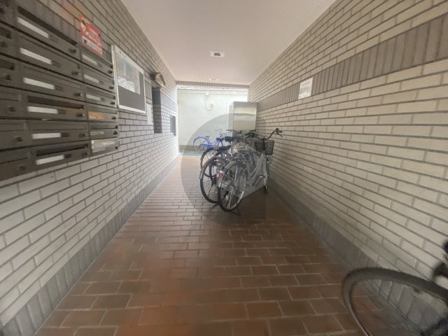 シティパーク菱屋西のロビー