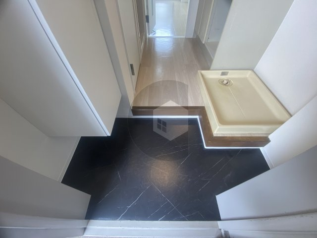 シティパーク菱屋西の玄関