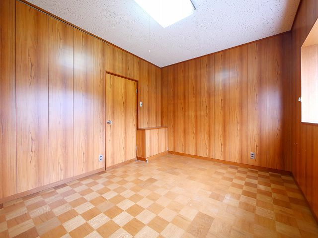 三輪マンションの寝室