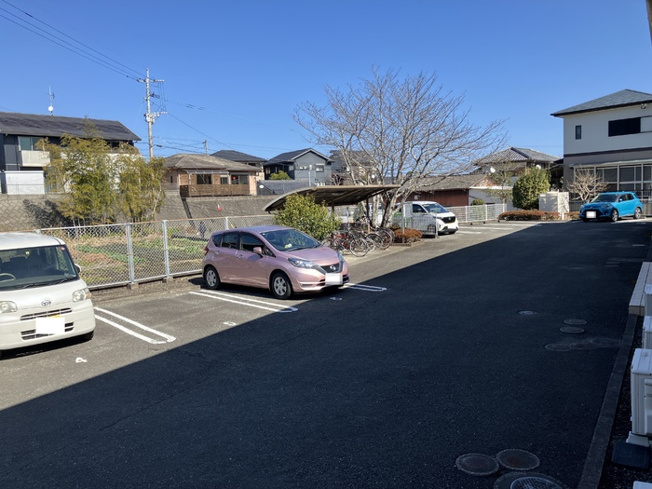 【駐車場】 | エスポアール・タカムラ | 駐車場
