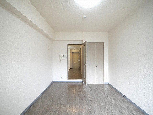 大阪市淀川区木川西３丁目の賃貸マンションの居間・リビング