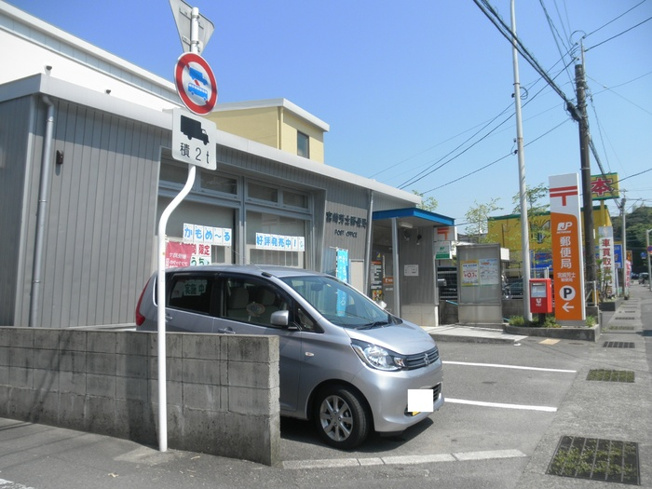 【駐車場】 | ユニヴェール白山 | 宮崎芳士郵便局