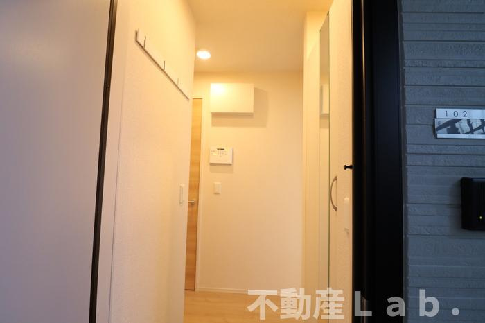 クリークレイン南高江の玄関