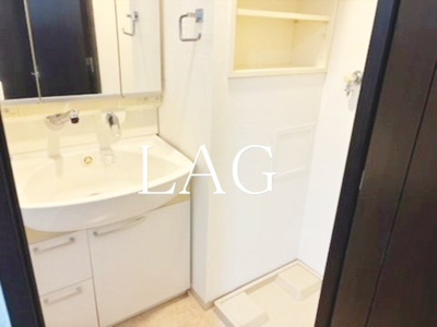 【洗面所】 | メトロフロント神田 | 洗面台です。