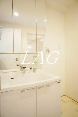 【設備】 | オーキッドプレイス | 室内洗濯機置き場になります。