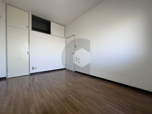 ハイマート新喜多の寝室