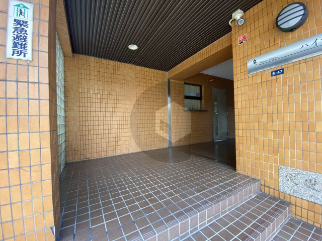 ハイマート新喜多のエントランス