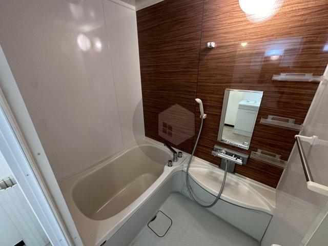 ハイマート新喜多の浴室