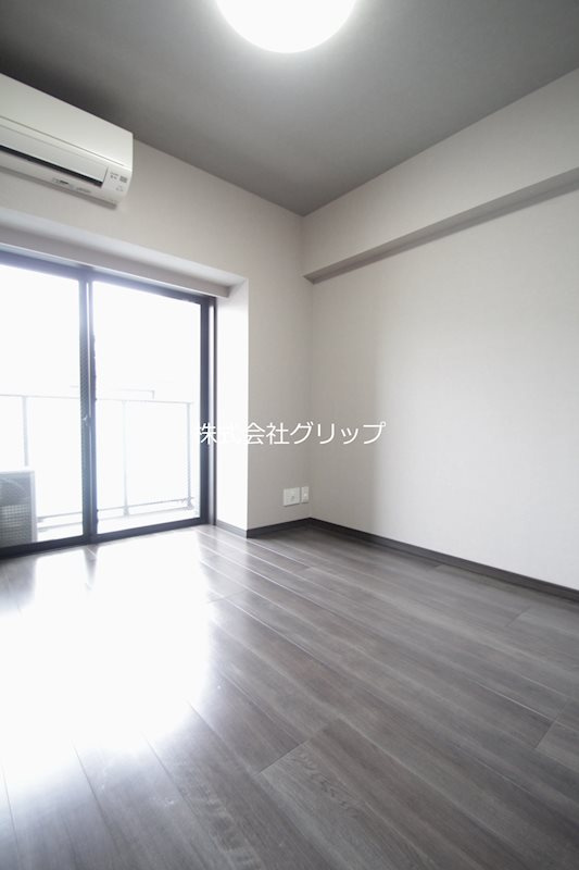 Le'a横濱ヴィヴァーチェの洋室