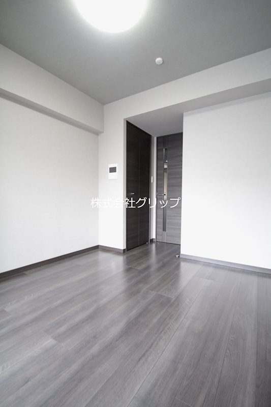 Le'a横濱ヴィヴァーチェの洋室