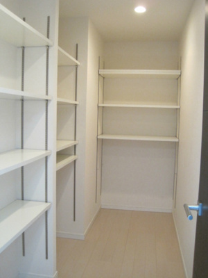 【収納】 | ダイアパレス駅東通り | サービスルーム