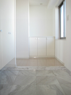 【玄関】 | ダイアパレス駅東通り