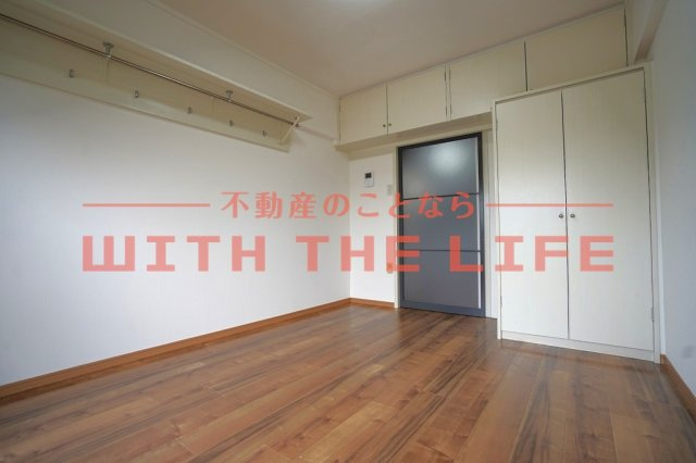 ドウエル小川【キャッシュバック】の洋室|使い勝手のいい洋室です
