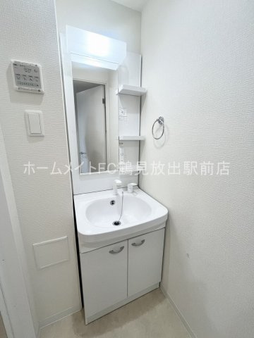 大阪市鶴見区諸口１丁目の賃貸マンションの独立洗面台