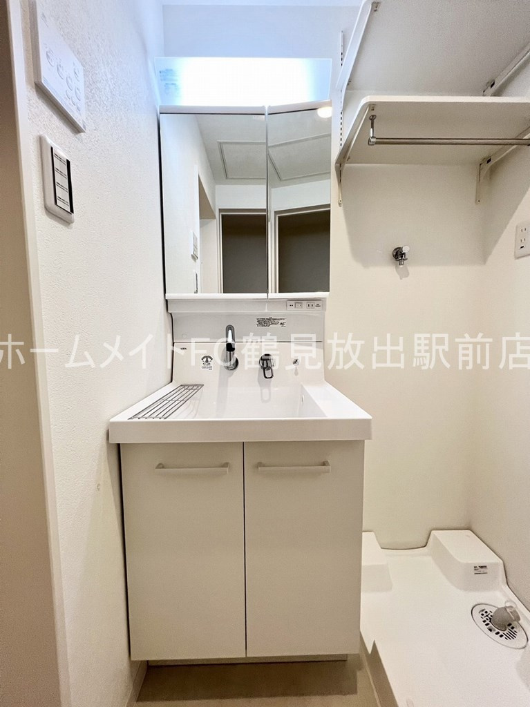 大阪市鶴見区今津南４丁目のアパートの独立洗面台