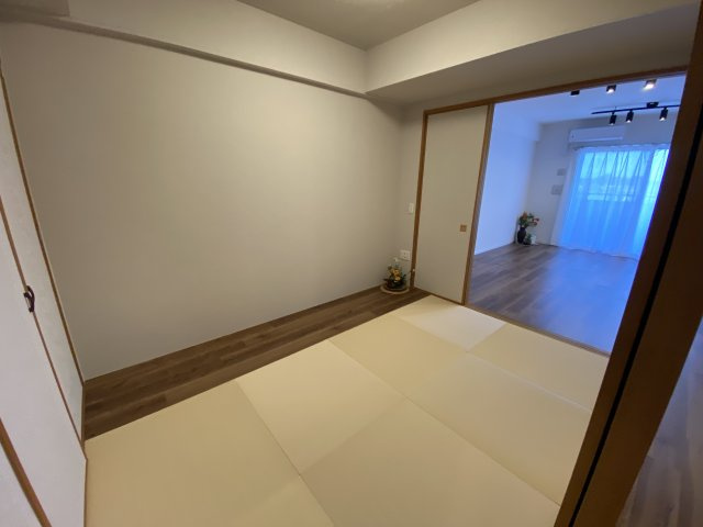 アンビシャス久米川の和室