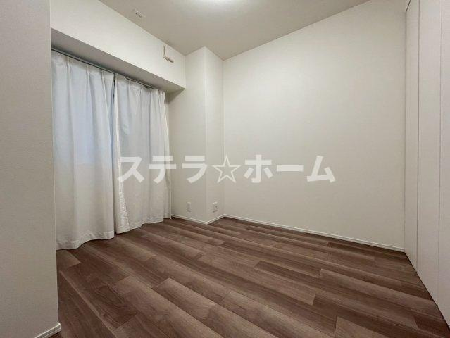 ソシエ北大阪壱期棟の洋室|ゆったりした洋室です