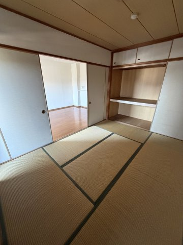 グレーシィ須磨アルテピア3番街2期棟の和室