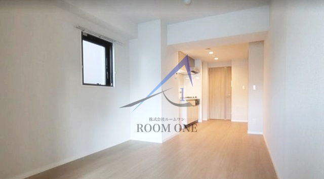 トモヤレジデンス蔵前の居間・リビング|洋室のお部屋です。