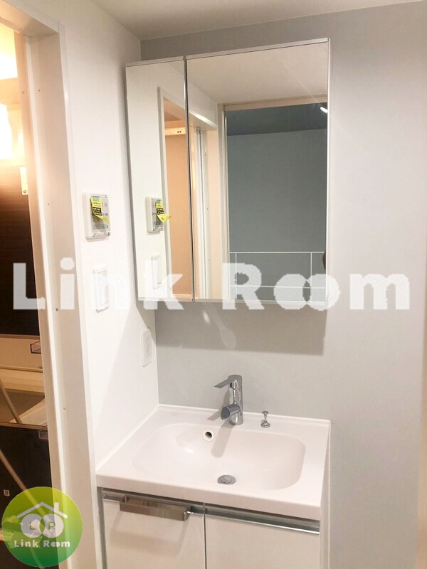 SUN VALLEY 日本橋永代通りの洗面所