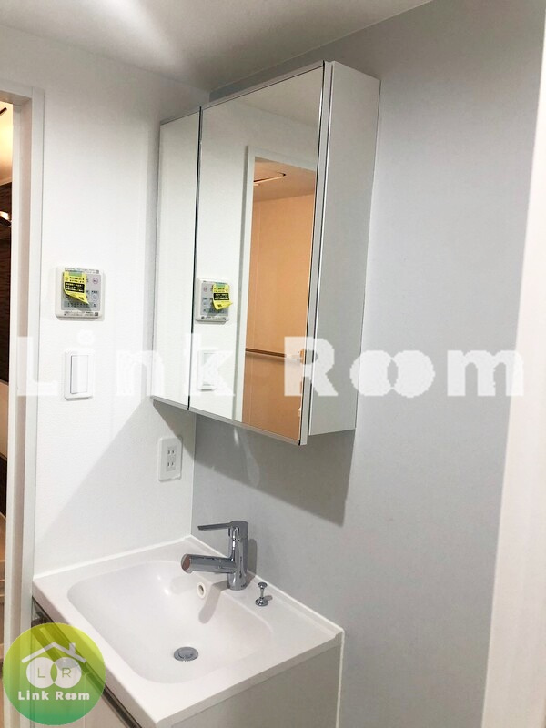 SUN VALLEY 日本橋永代通りの洗面所