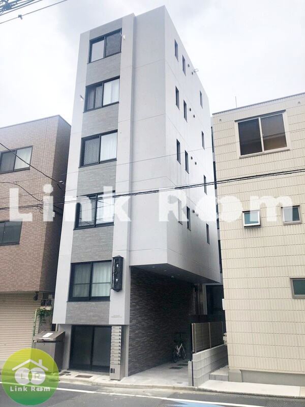 SUN VALLEY 日本橋永代通りの外観