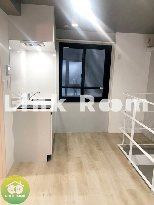 SUN VALLEY 日本橋永代通りの居間・リビング