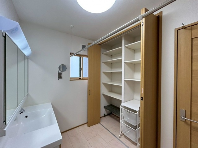 長束西RM借家の収納