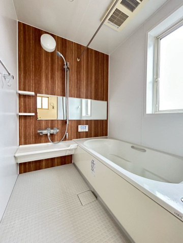 長束西RM借家の浴室