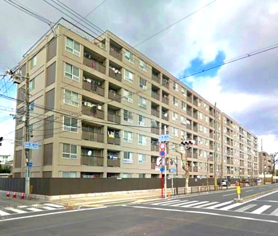甲子園第8コーポラスB棟の外観