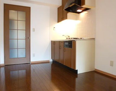 【居間・リビング】 | スプリーム九段 | こちらの居間で趣味の時間をお楽しみください