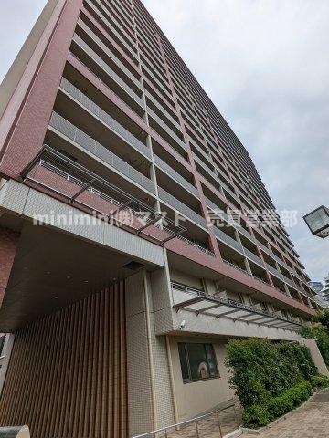 阿波座ライズタワーズマーク20の外観