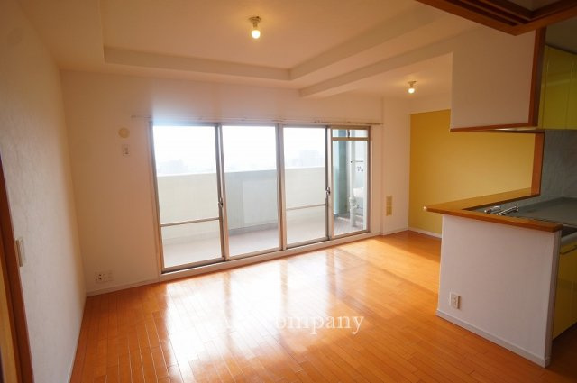 【居間・リビング】の画像