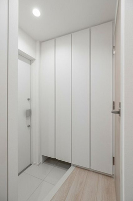 【玄関】 | アジールコート王子