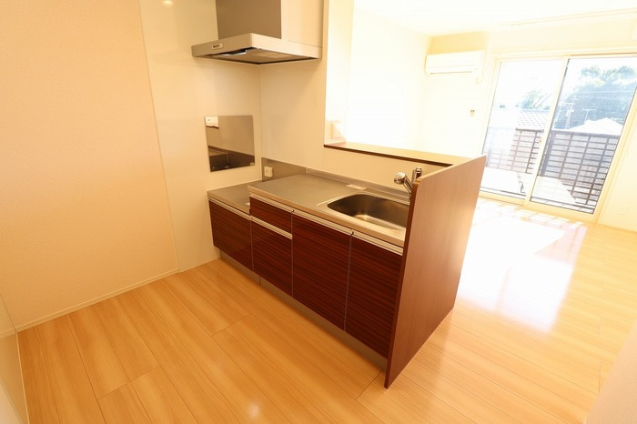 サンモールⅡのキッチン|カウンターキッチン(IH対応ｺﾝｾﾝﾄ付き)