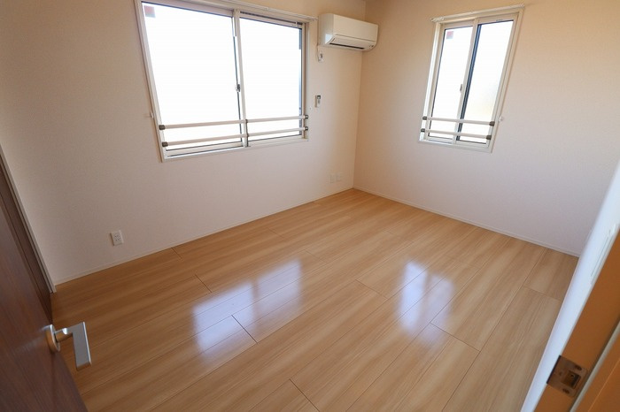 サンモールⅡの寝室|北側洋室