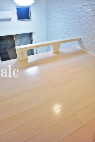 クレシア高円寺の寝室|落ち着いた色調の洋室です