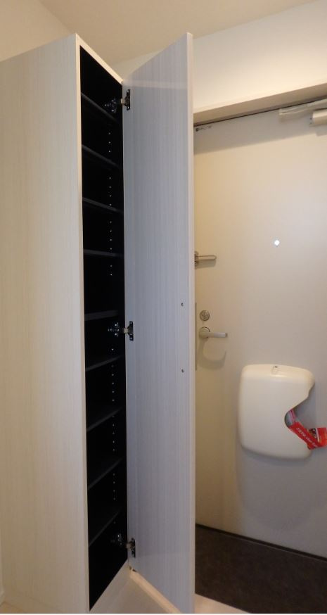 クレシア高円寺の玄関|シンプルで使いやすい玄関です