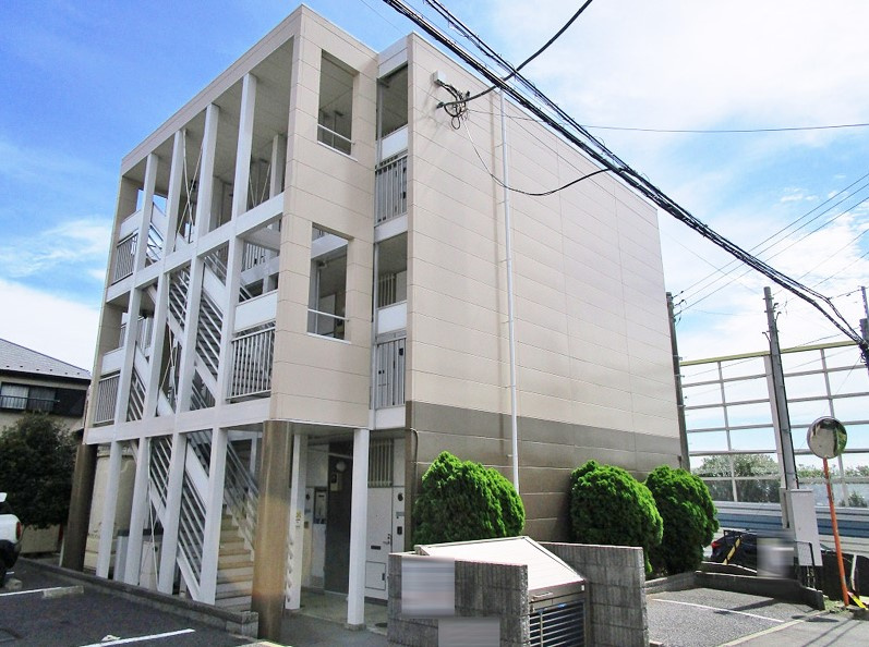 レオパレスフルール