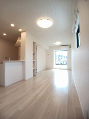 【居間・リビング】 | カルムメゾンⅠ | おしゃれなリビングです