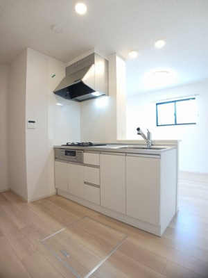 【キッチン】 | カルムメゾンⅠ | お料理しやすいキッチンです