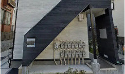 中野区江原町１丁目のアパートのエントランス