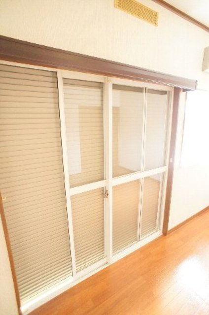 未貴ハイムＣ棟のセキュリティ|防犯シャッター完備！
