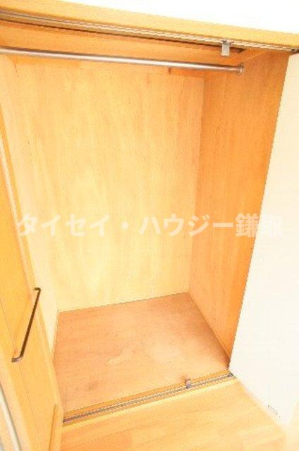 未貴ハイムＣ棟の収納|奥行のあるクローゼット♪