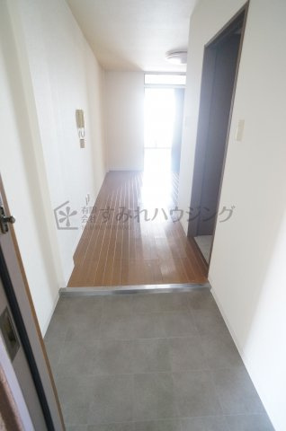 エンジェル坂下の玄関