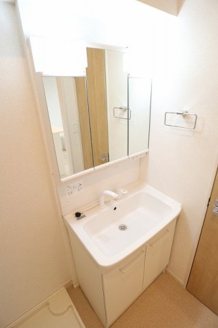 アイビードットオザクの独立洗面台|※建築中の為、同ハウスメーカー施工イメージです。
