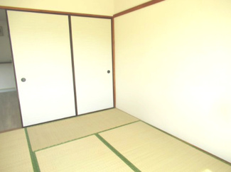 【和室】 | ＴＨＥ　ＳＨＯＲＥ　ＨＯＵＳＥ | 落ち着いた雰囲気の和室付きです